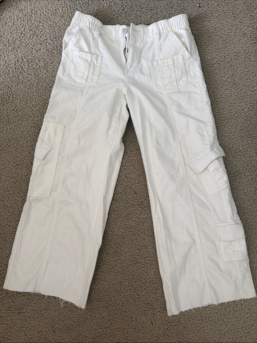 BDG Y2k Beige Wide-Leg Cargo Pants, size 28